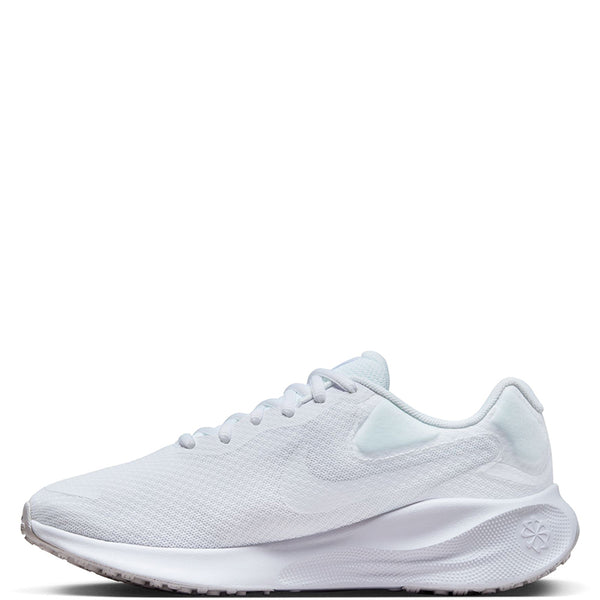 Nike Women's Revolution 7