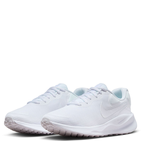 Nike Women's Revolution 7