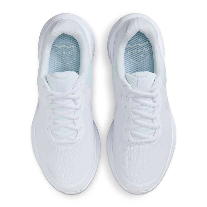 Nike Women's Revolution 7