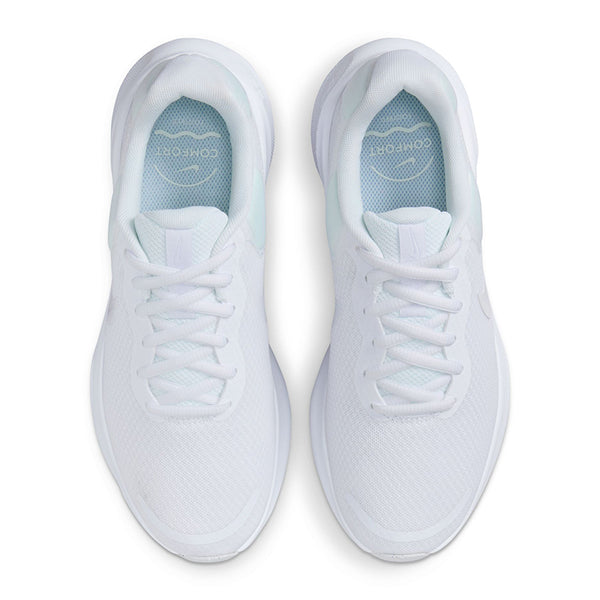 Nike Women's Revolution 7