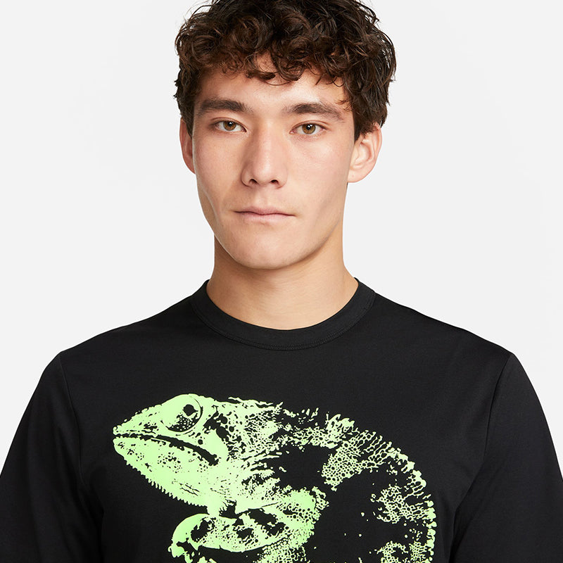 Nike Men's Dri-Fit Hyverse Studio '72 UV Short-Sleeve Fitness Top