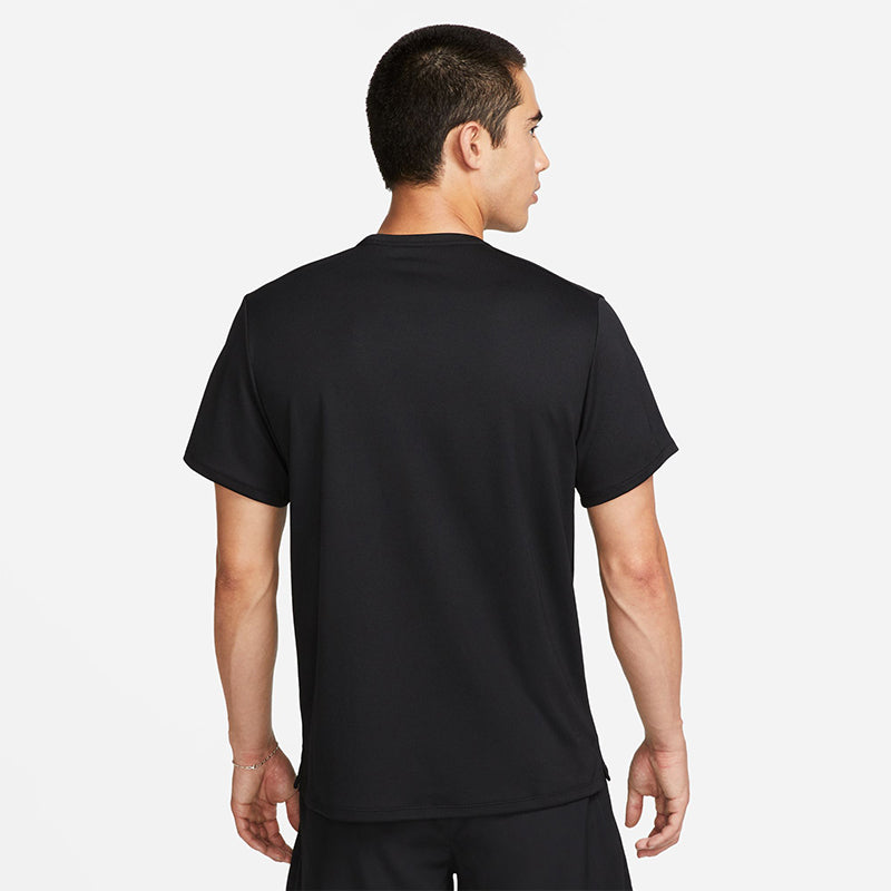 Nike Men's Dri-Fit UV Miler Studio '72