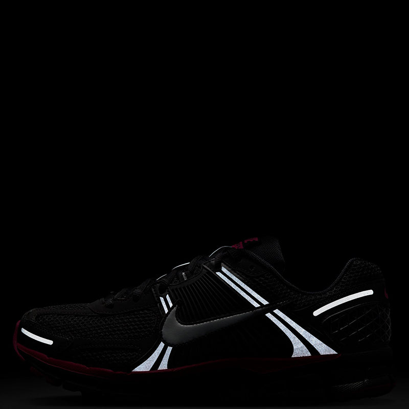 Nike Men's Zoom Vomero 5