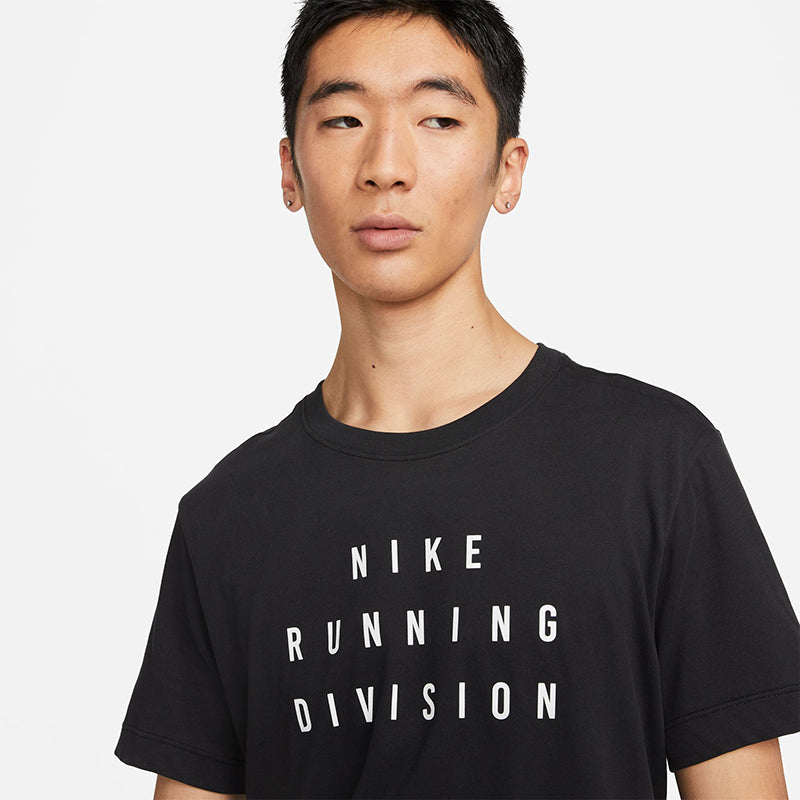 Nike Men's Dri-Fit Run Division Running T-Shirt