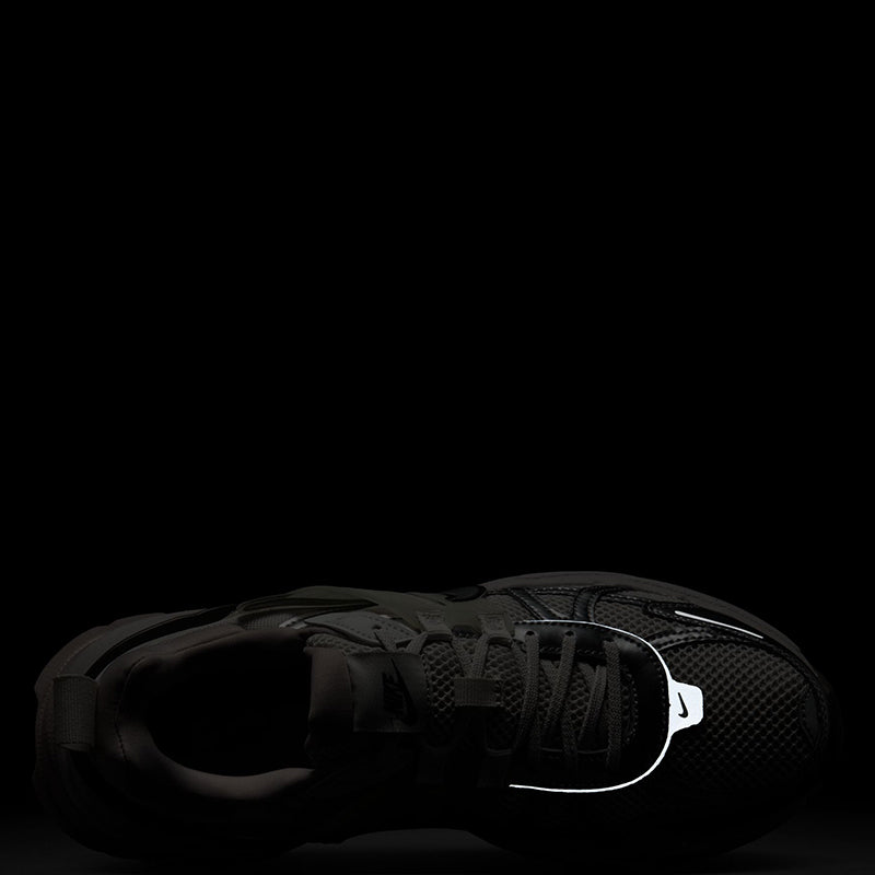 Nike Women's V2k Run