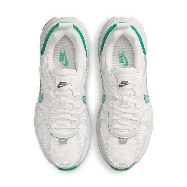 Nike Women's V2K Run