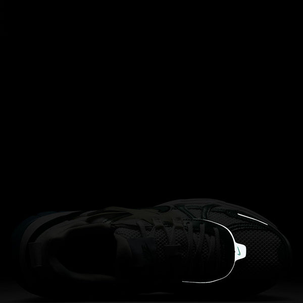 Nike Women's V2k Run