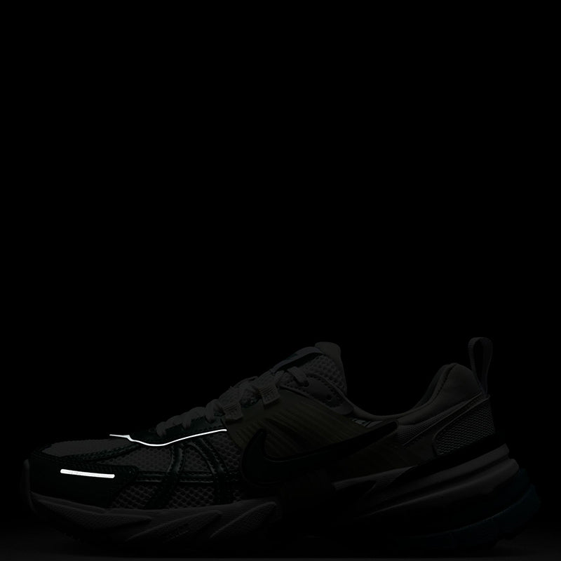 Nike Women's V2k Run