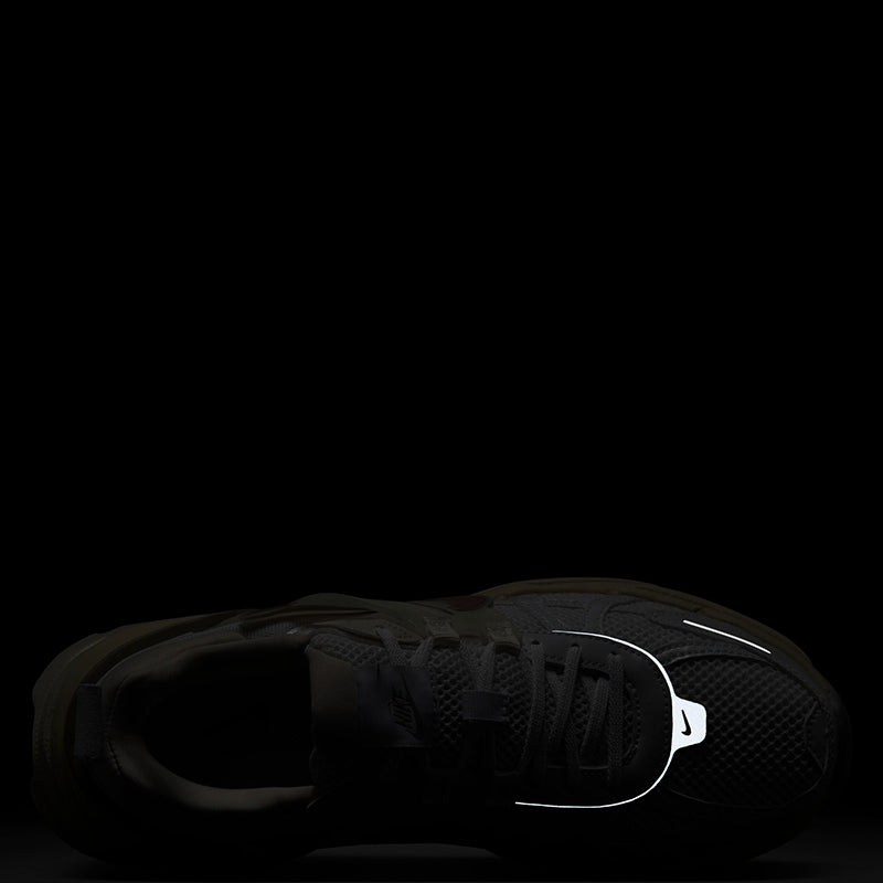 Nike Women's V2k Run