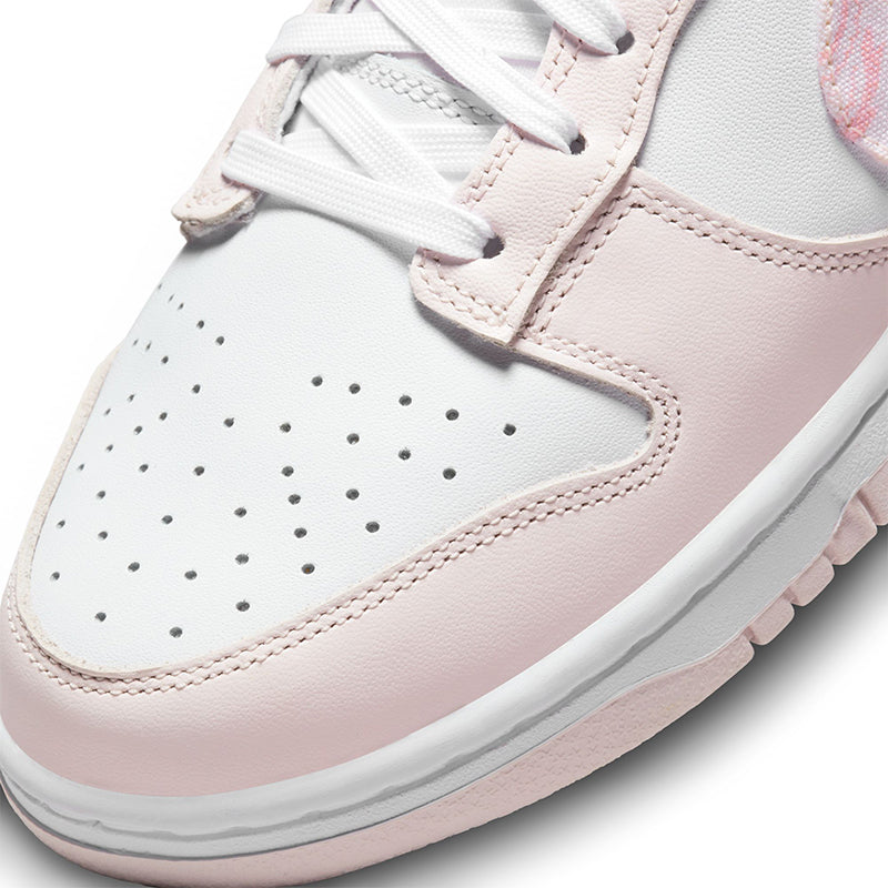 Nike Women's Dunk Low