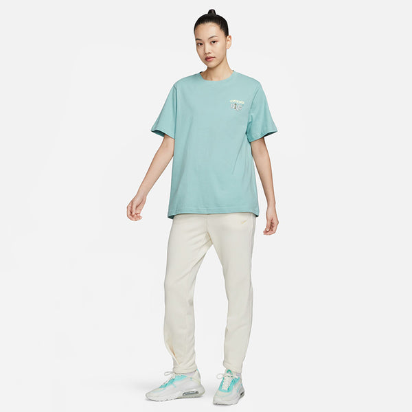 Nike Women's Sportswear T-Shirt