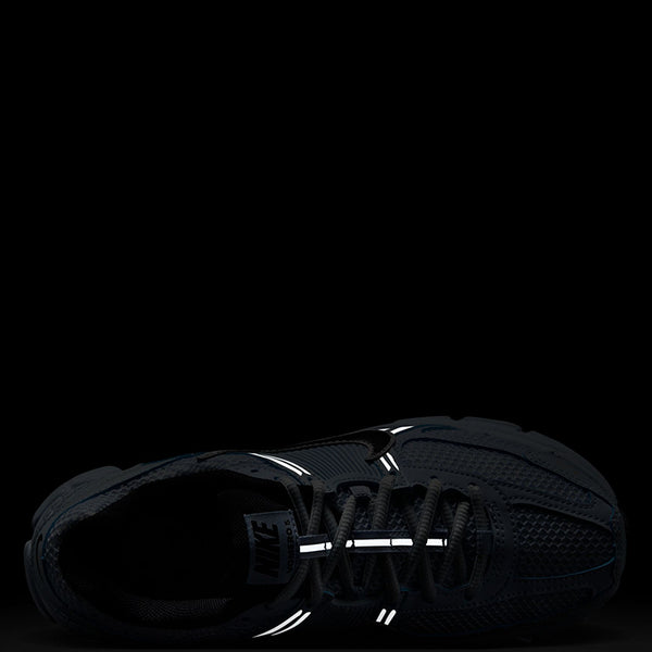 Nike Women's Zoom Vomero 5