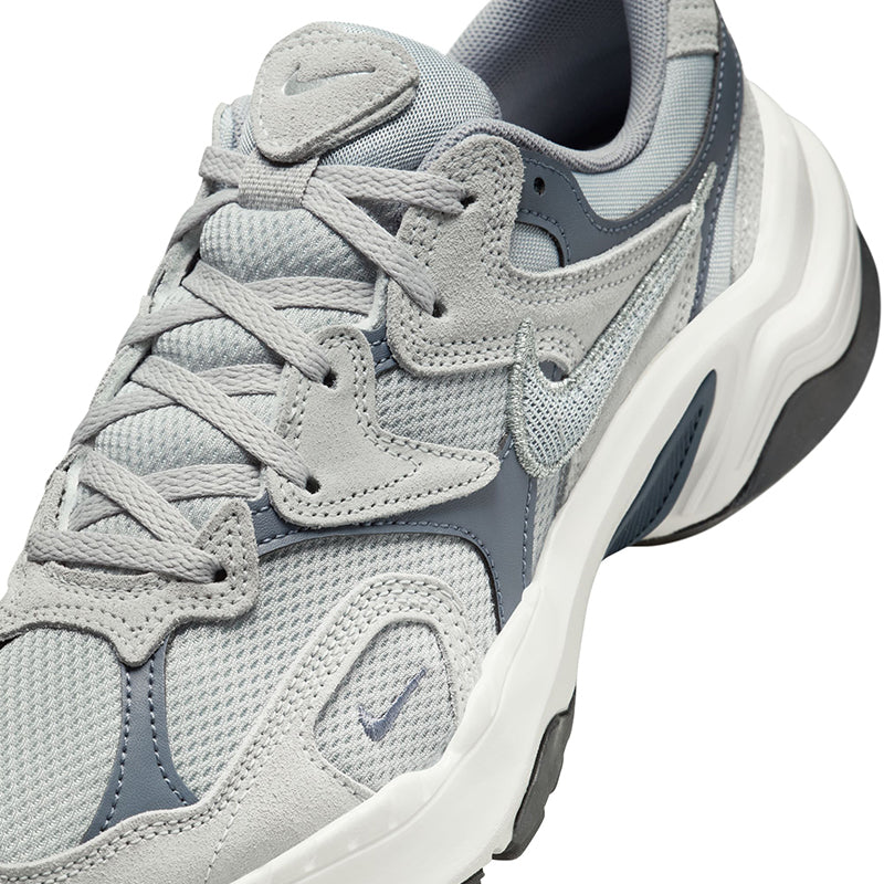 Nike Women's AL8