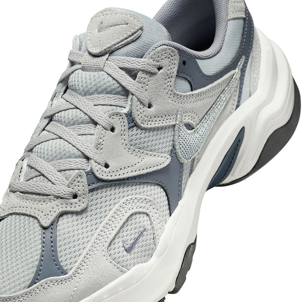 Nike Women's AL8