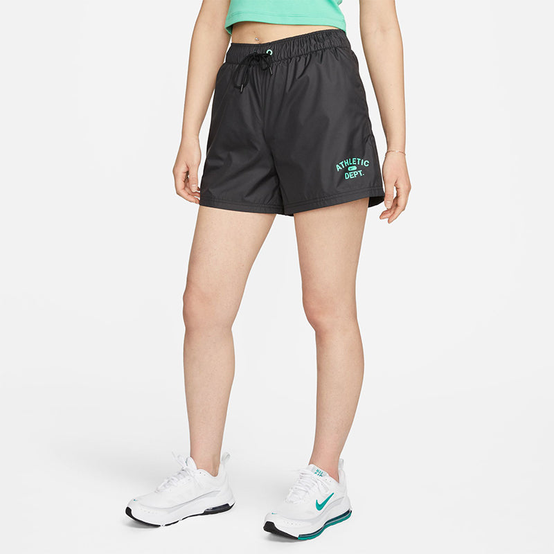 Nike Women's Sportswear Repel Woven Mid-Rise Shorts