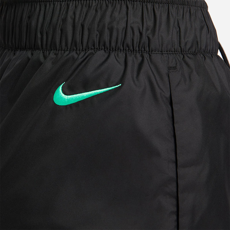Nike Women's Sportswear Repel Woven Mid-Rise Shorts