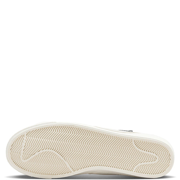 Nike Men's Blazer Low '77 Jumbo SE