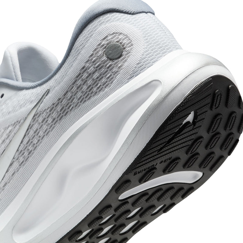 Nike Men's Journey Run