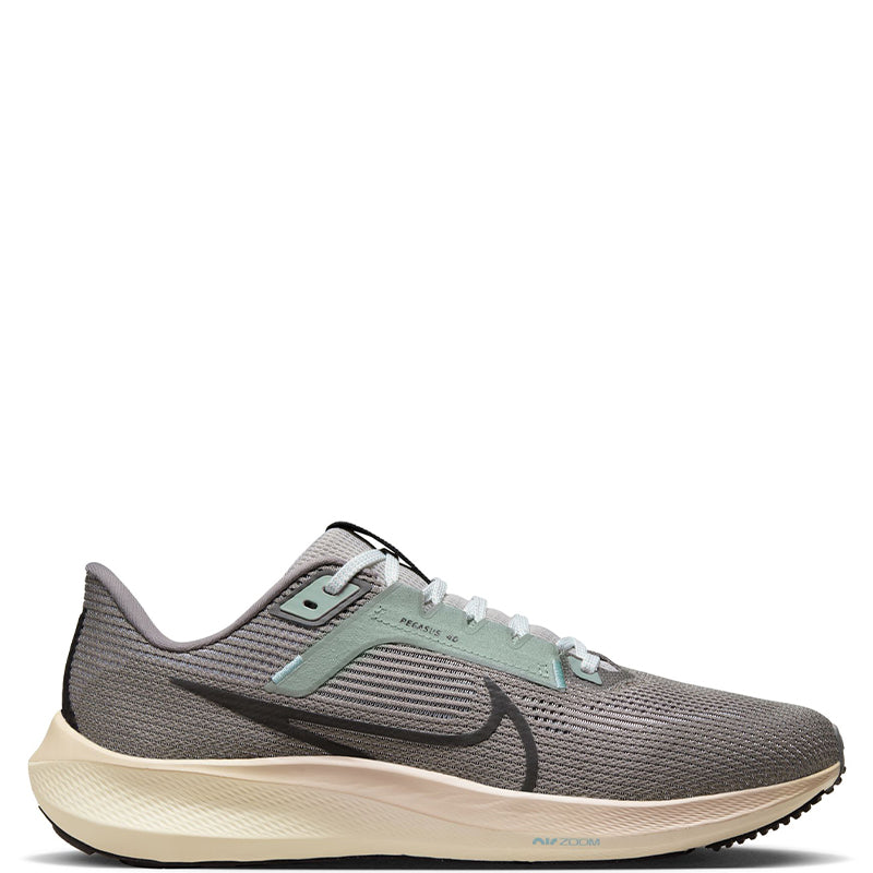 Nike Men's Pegasus 40 Premium