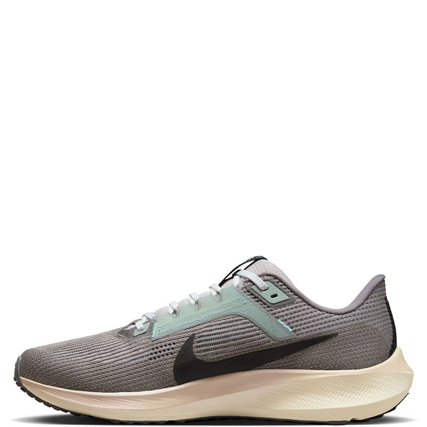 Nike Men's Pegasus 40 Premium