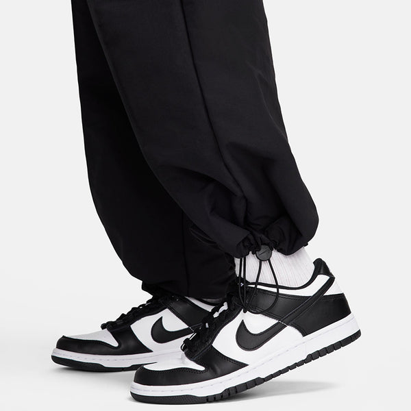 Nike Women's Sportswear Everything Wovens Mid-Rise Open-Hem Pants