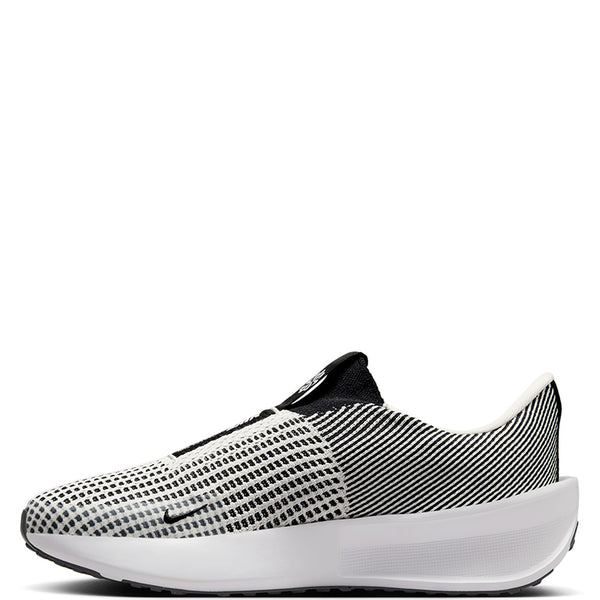 Nike Men's Interact Run EasyOn