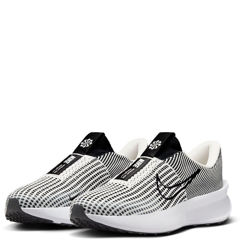Nike Men's Interact Run EasyOn