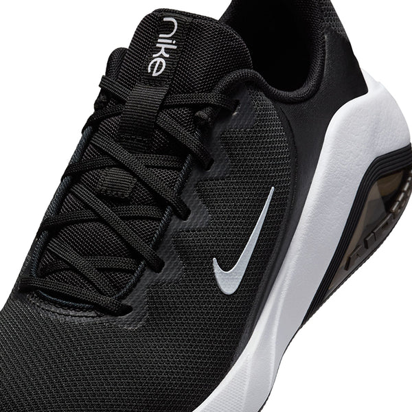 Nike Women's Bella 7
