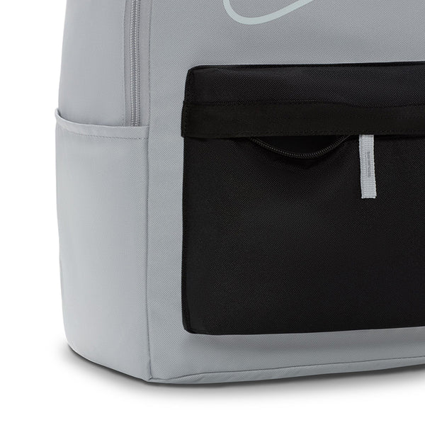 Nike Unisex Heritage Backpack (25L)