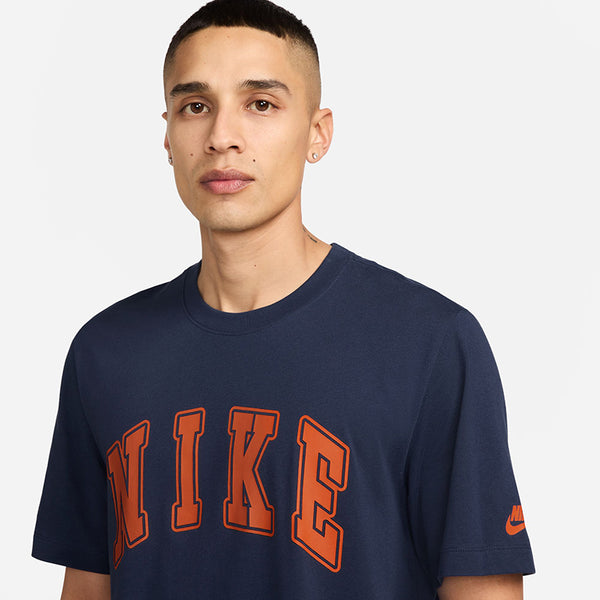 Nike Men's Sportswear Club T-Shirt