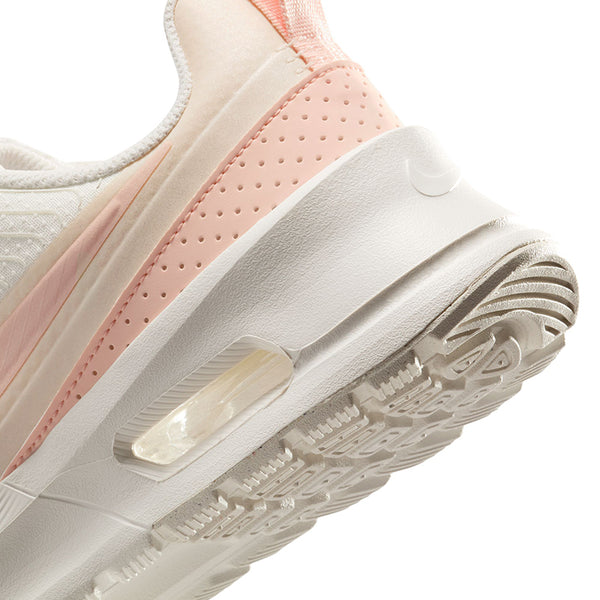 Nike Women's Air Max Nuaxis