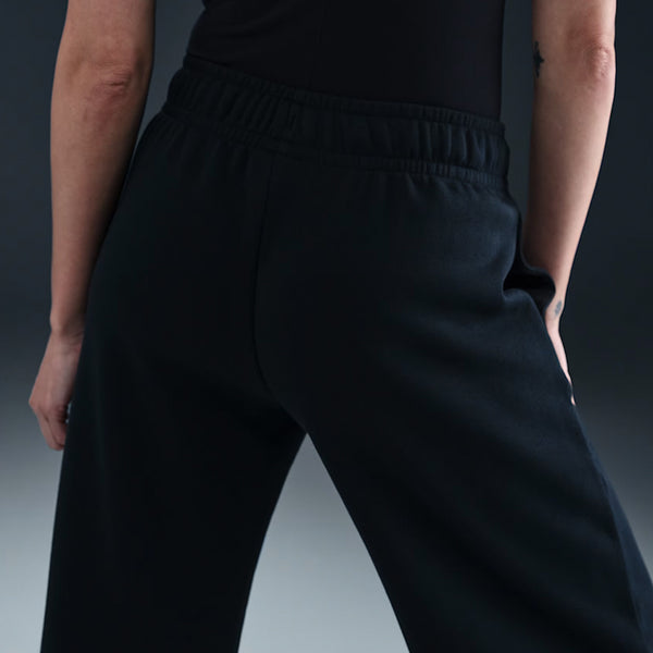 Nike Women's Sportswear Club Fleece Mid-Rise-Wide Leg Graphic Pants