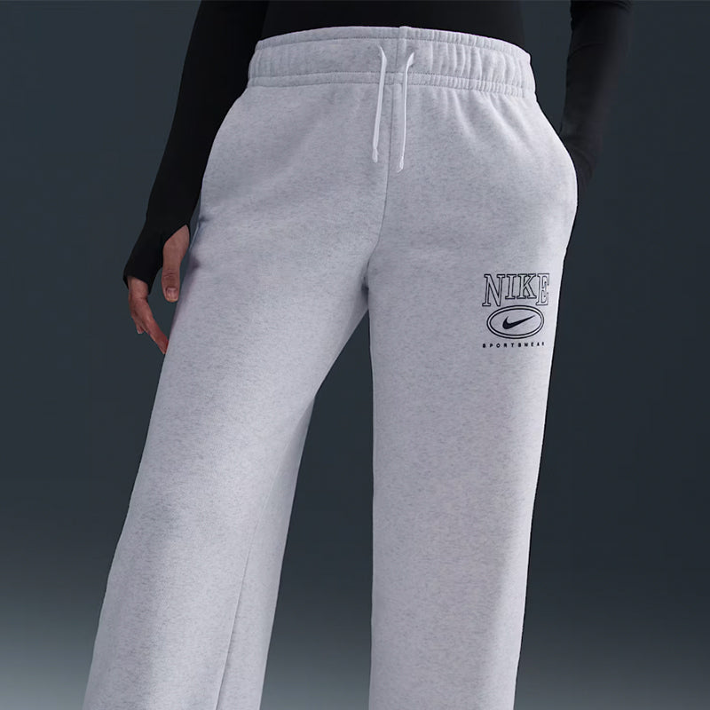 Nike Women's Sportswear Club Fleece Mid-Rise-Wide Leg Graphic Pants
