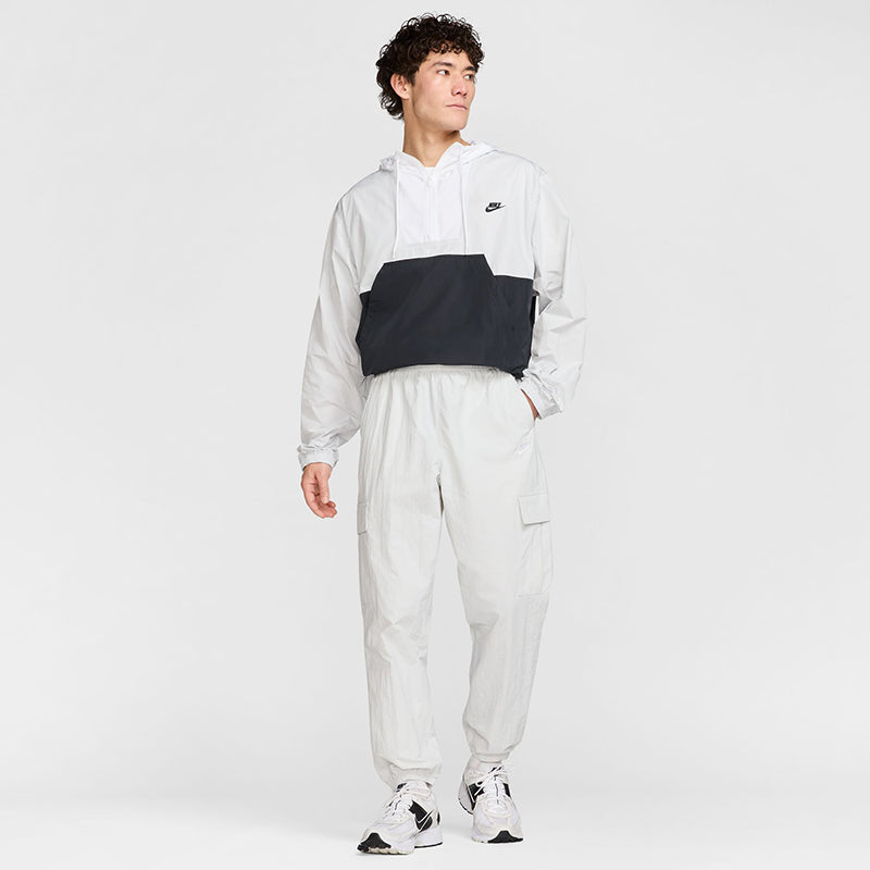 Nike Men's Club Woven Cargo Pants