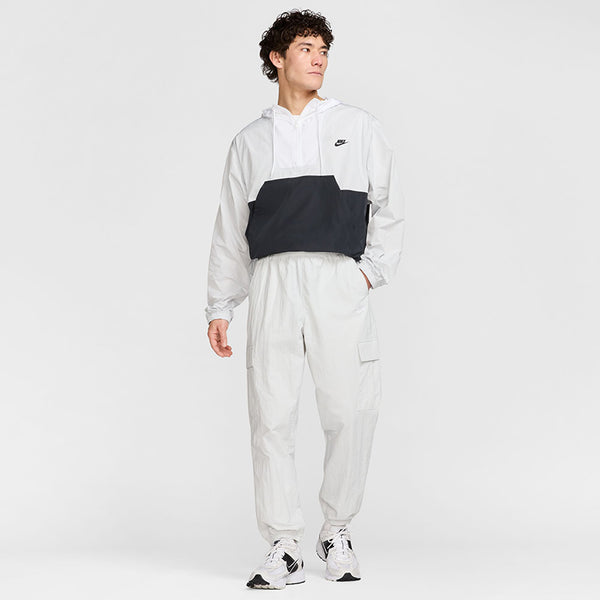 Nike Men's Club Woven Cargo Pants