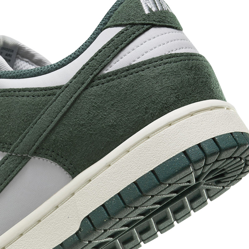 Nike Women's Dunk Low