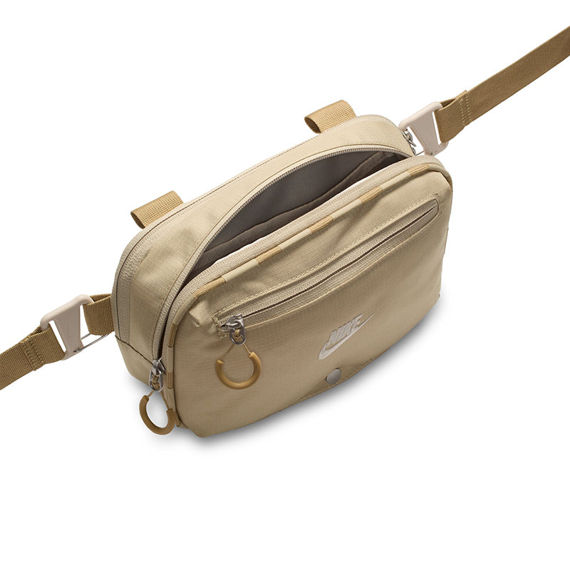 Nike Unisex Hayward Patrol Crossbody Bag (4L)