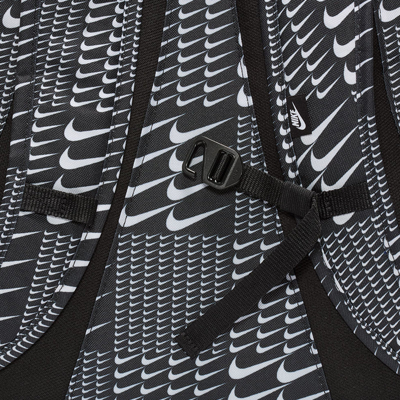 Nike Unisex Hayward Backpack (26L)