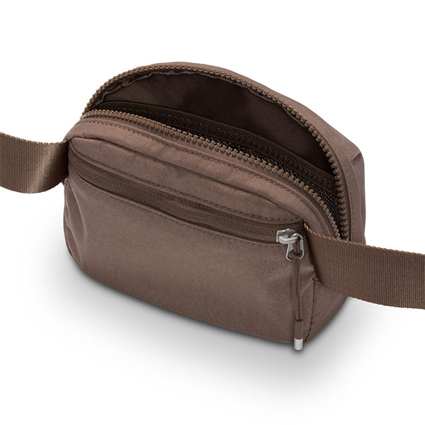 Nike Unisex Aura Crossbody Bag (2L)