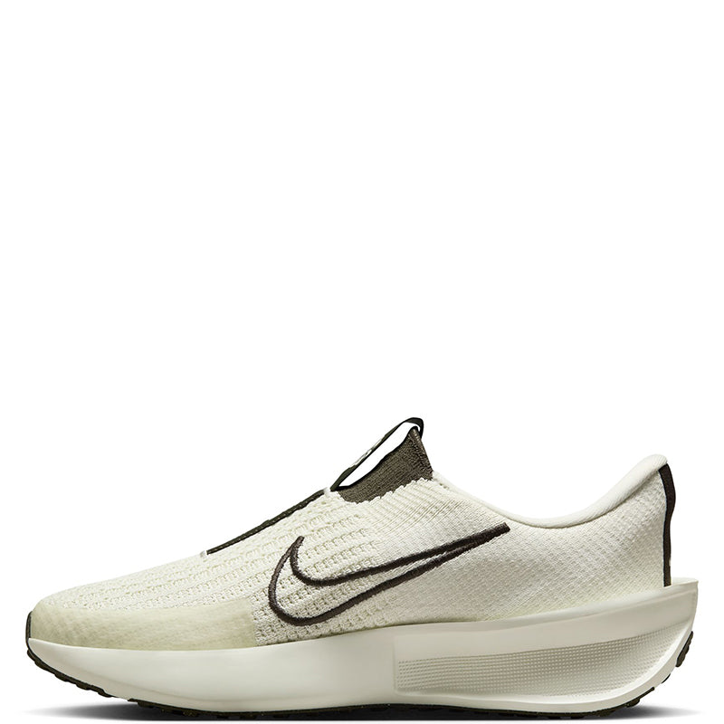 Nike Women's Interact Run EasyOn SE