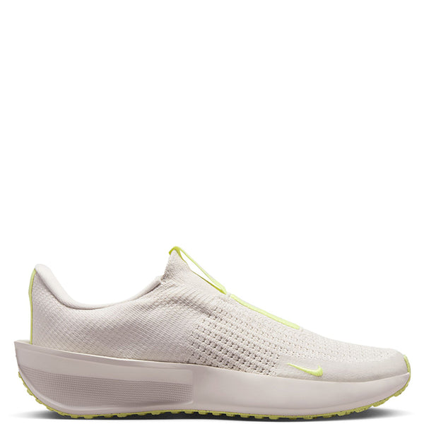 Nike Women's Interact Run EasyOn SE