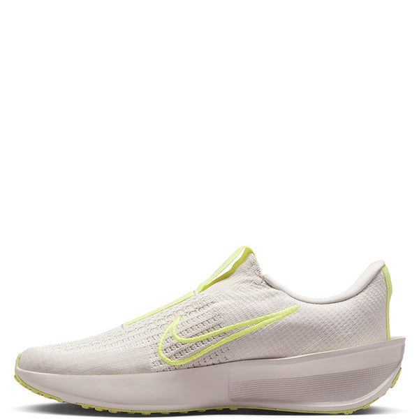 Nike Women's Interact Run EasyOn SE