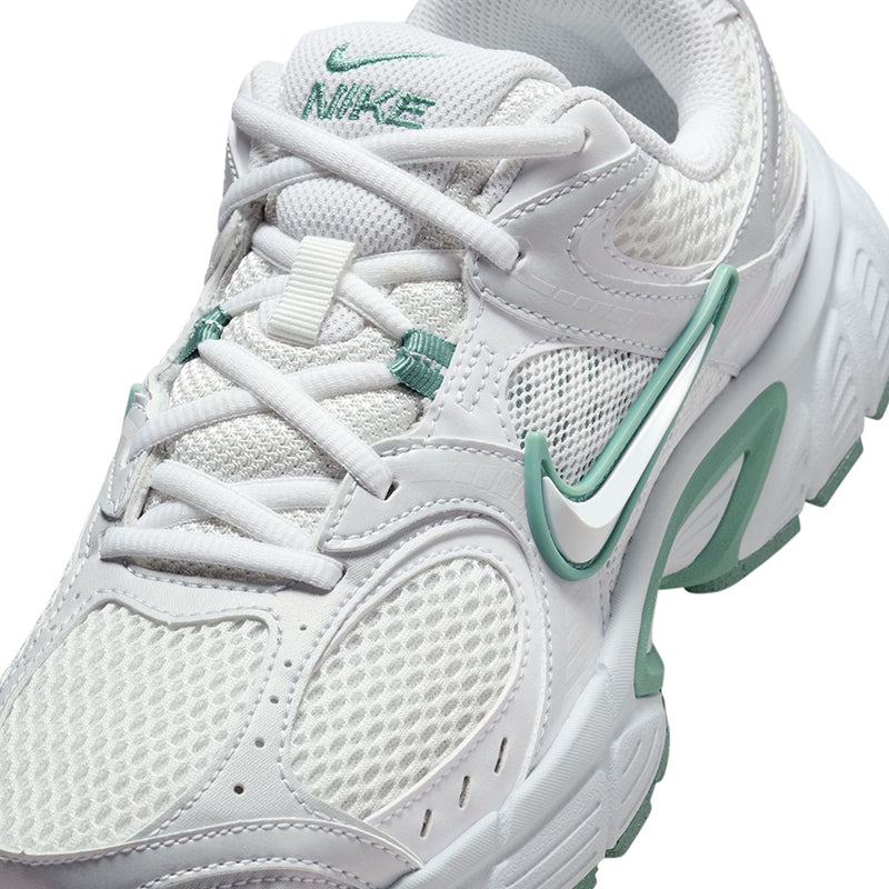 Nike Women's V5 RNR