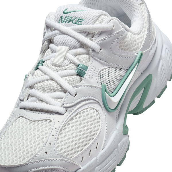 Nike Women's V5 RNR