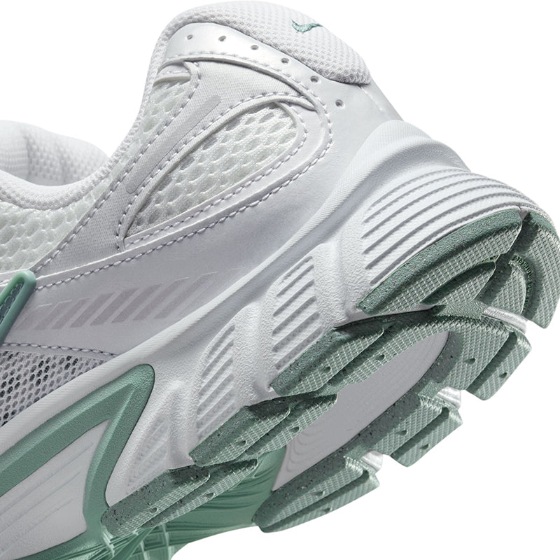 Nike Women's V5 RNR