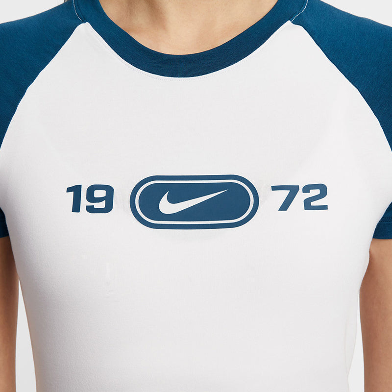Nike Women's Sportswear Chill Knit Slim Graphic T-Shirt