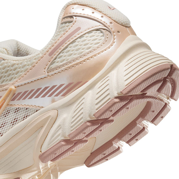 Nike Women's V5 RNR