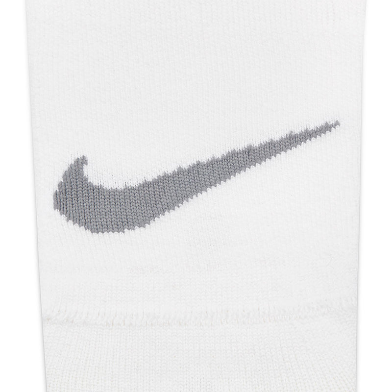 Nike Women's Everyday Plus Lightweight Training Footie Socks (3 Pairs)