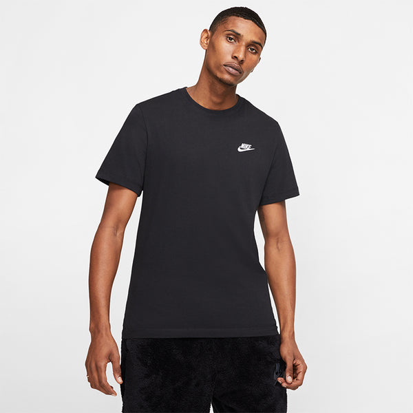 Nike Men's Sportswear Club T-Shirt.
