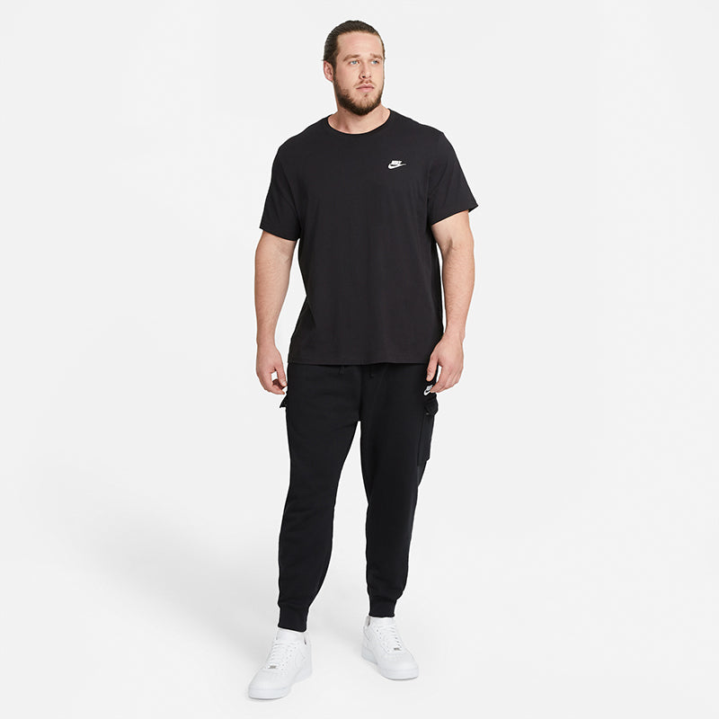 Nike Men's Sportswear Club T-Shirt.
